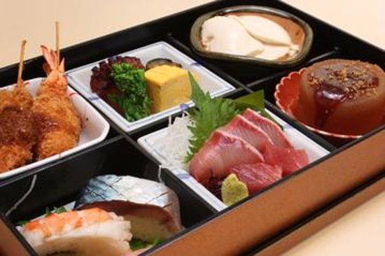 ダイニングステージ佐海屋